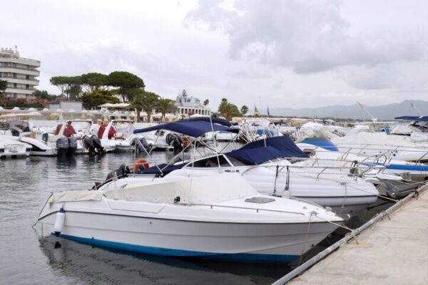 Boat Rental Abu Dhabi